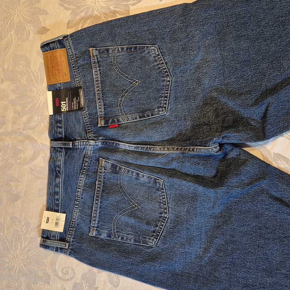NWT•Woman's Levi's 501 Original•High Rise•Button Fly•W33/L32•100%Cotton - Picture 2 of 12